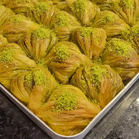 Midye Baklava
