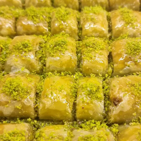 Saray Sarması